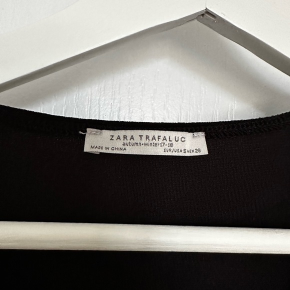 Velvet V neck mid length dress - Picture 3 of 4